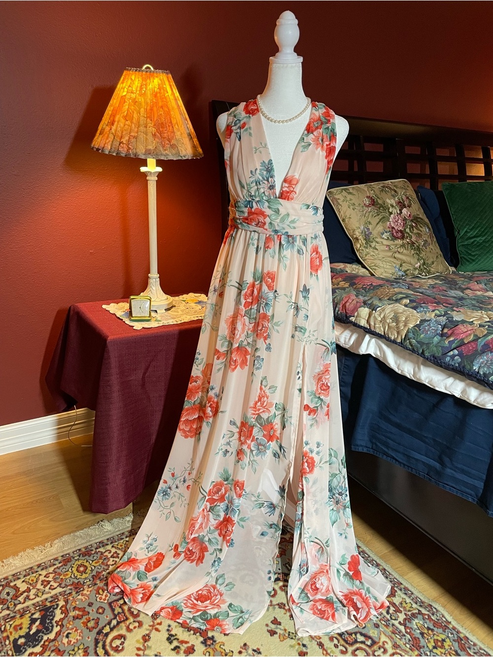 Lulus Garden Meandering Blush Floral Print Maxi Dress Sz.M for garden events
